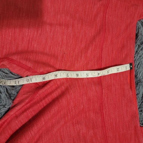 Rare Lululemon Size 6 - Picture 5 of 9